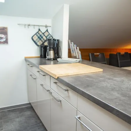 Moorhuette 伊森比特尔