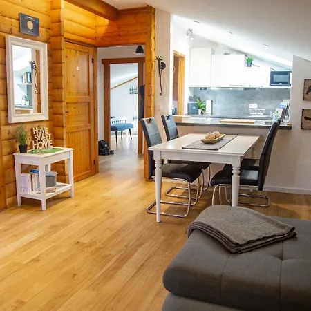 Moorhuette * 伊森比特尔